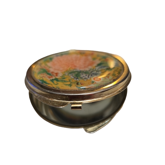 2.5in Vintage Small Powder Compact Vanity Case 11 - Picture 4 of 4
